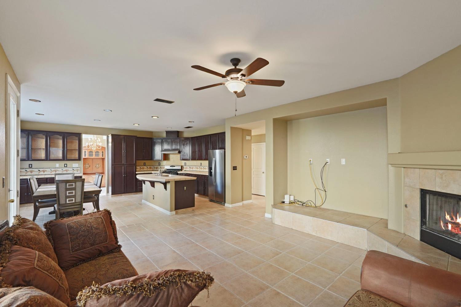 4100 Eastern Ave, Modesto, CA 95356