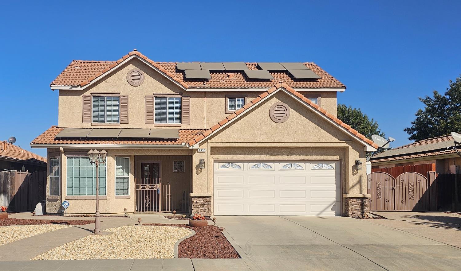 2335 Judith Way, Madera, CA 93637