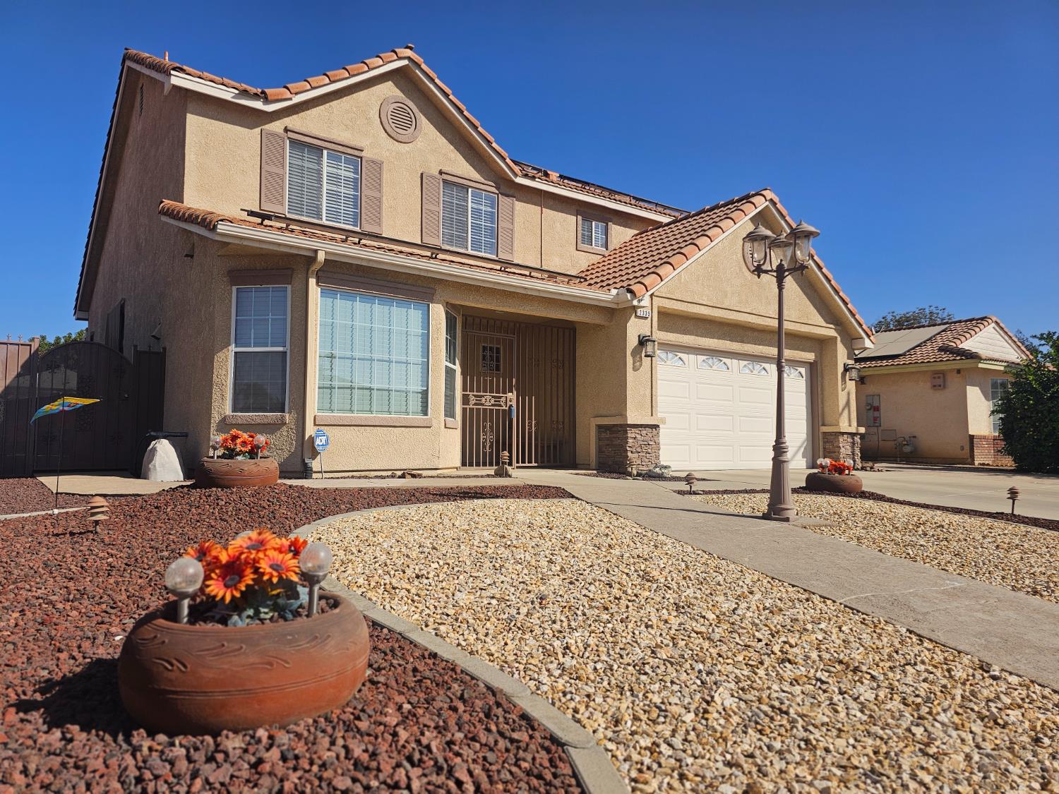 2335 Judith Way, Madera, CA 93637