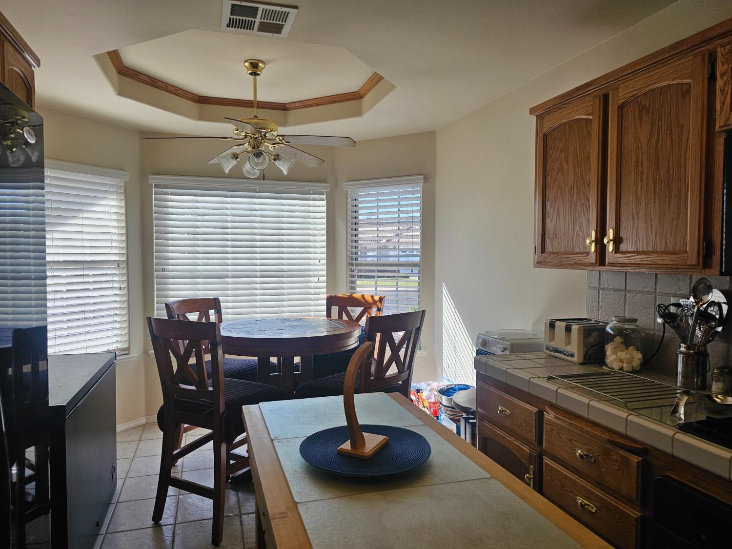 2335 Judith Way, Madera, CA 93637