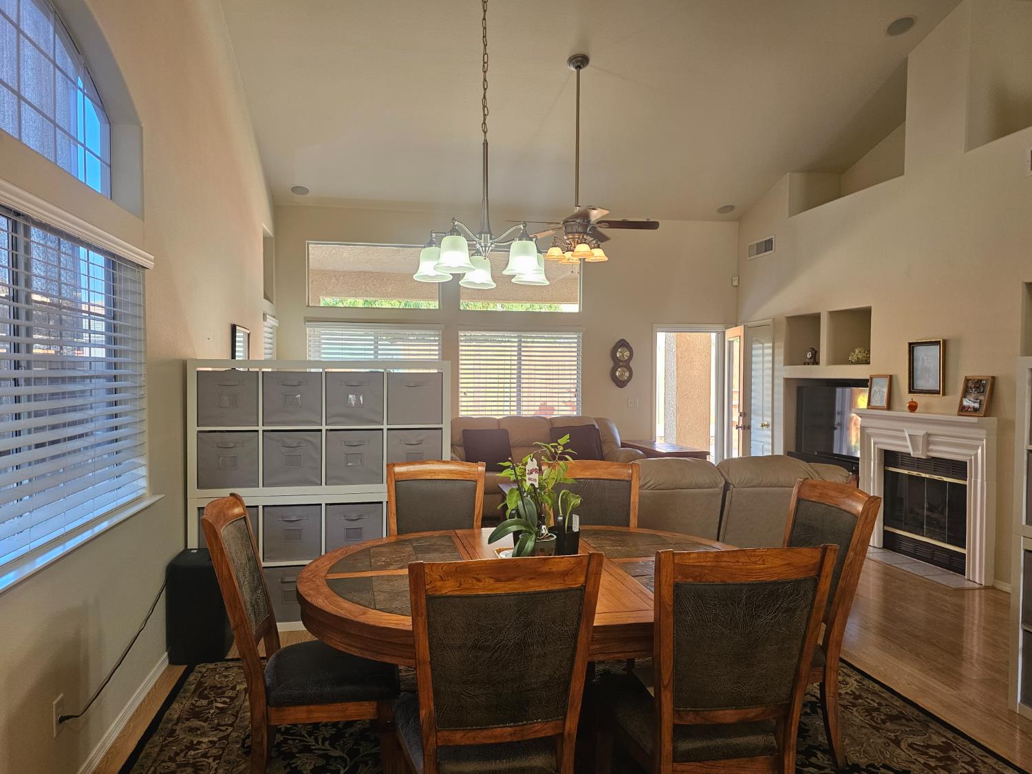 2335 Judith Way, Madera, CA 93637