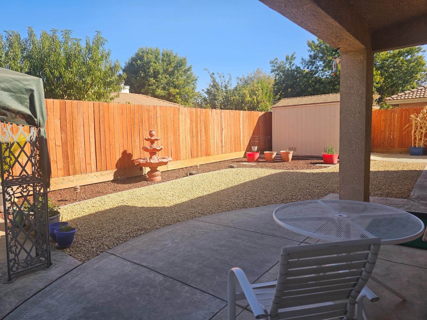 2335 Judith Way, Madera, CA 93637