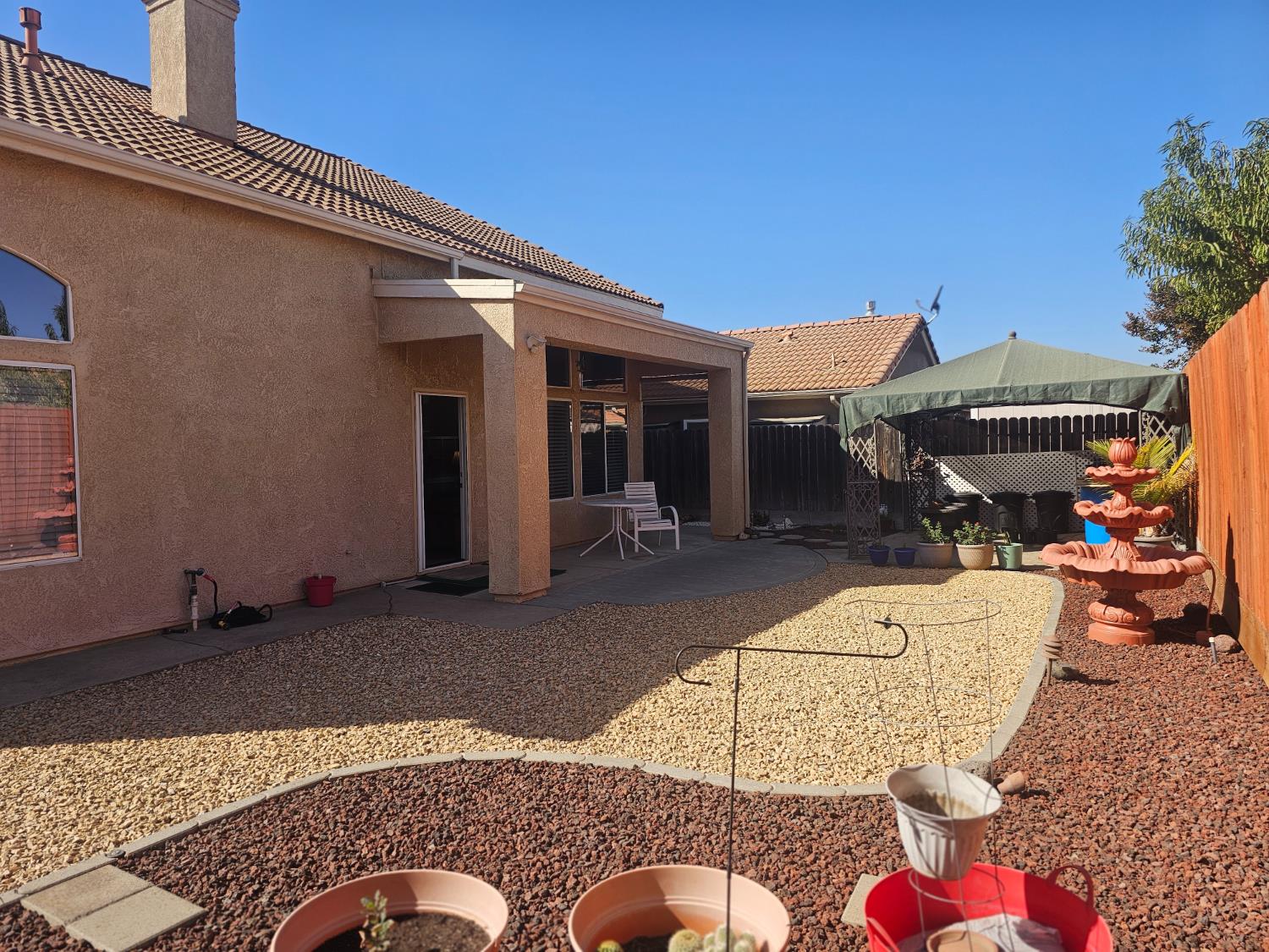 2335 Judith Way, Madera, CA 93637