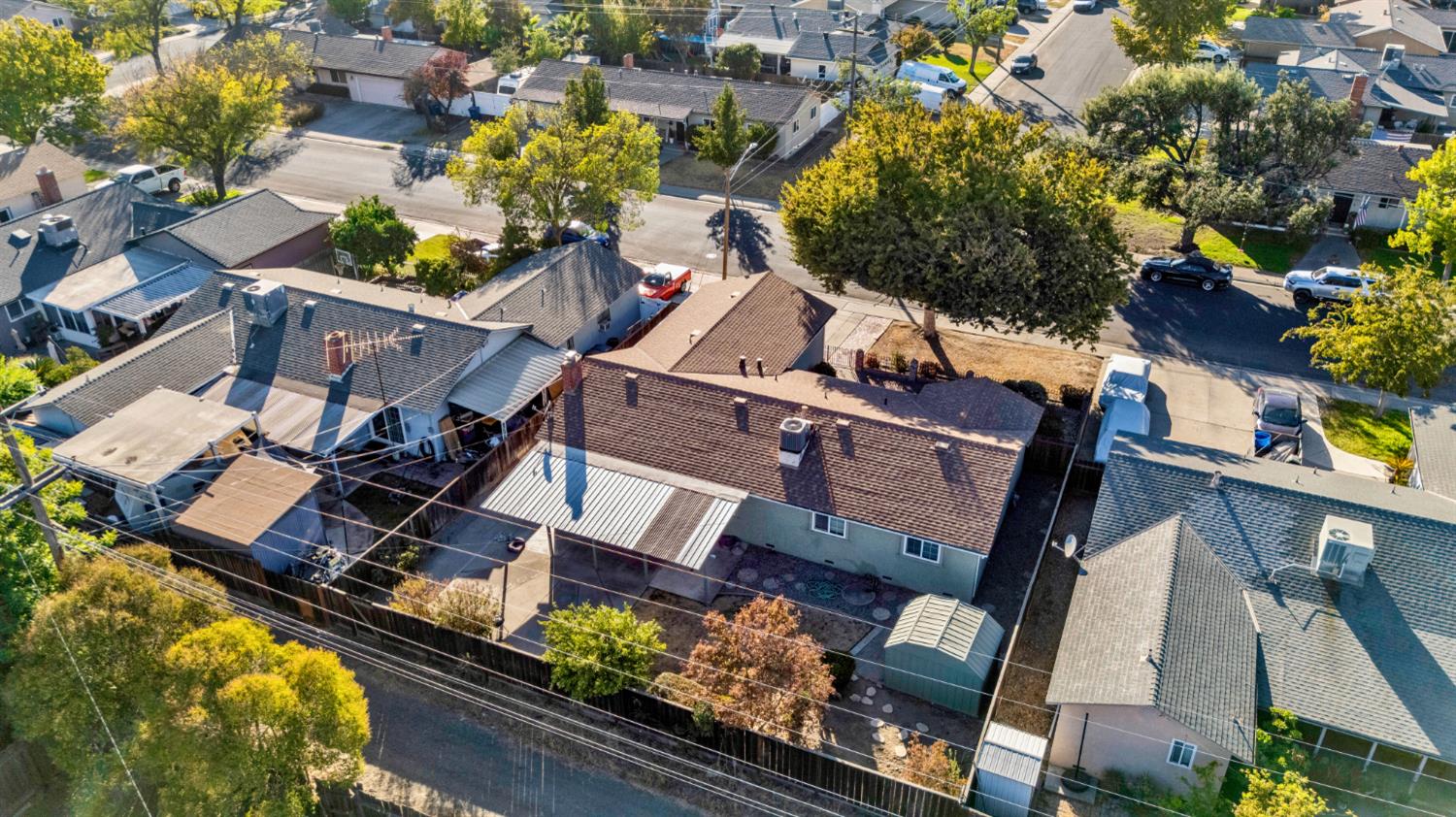2404 Codding Dr, Modesto, CA 95350