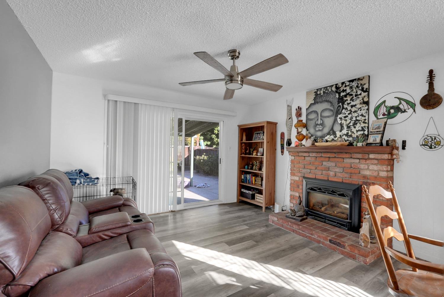 2404 Codding Dr, Modesto, CA 95350