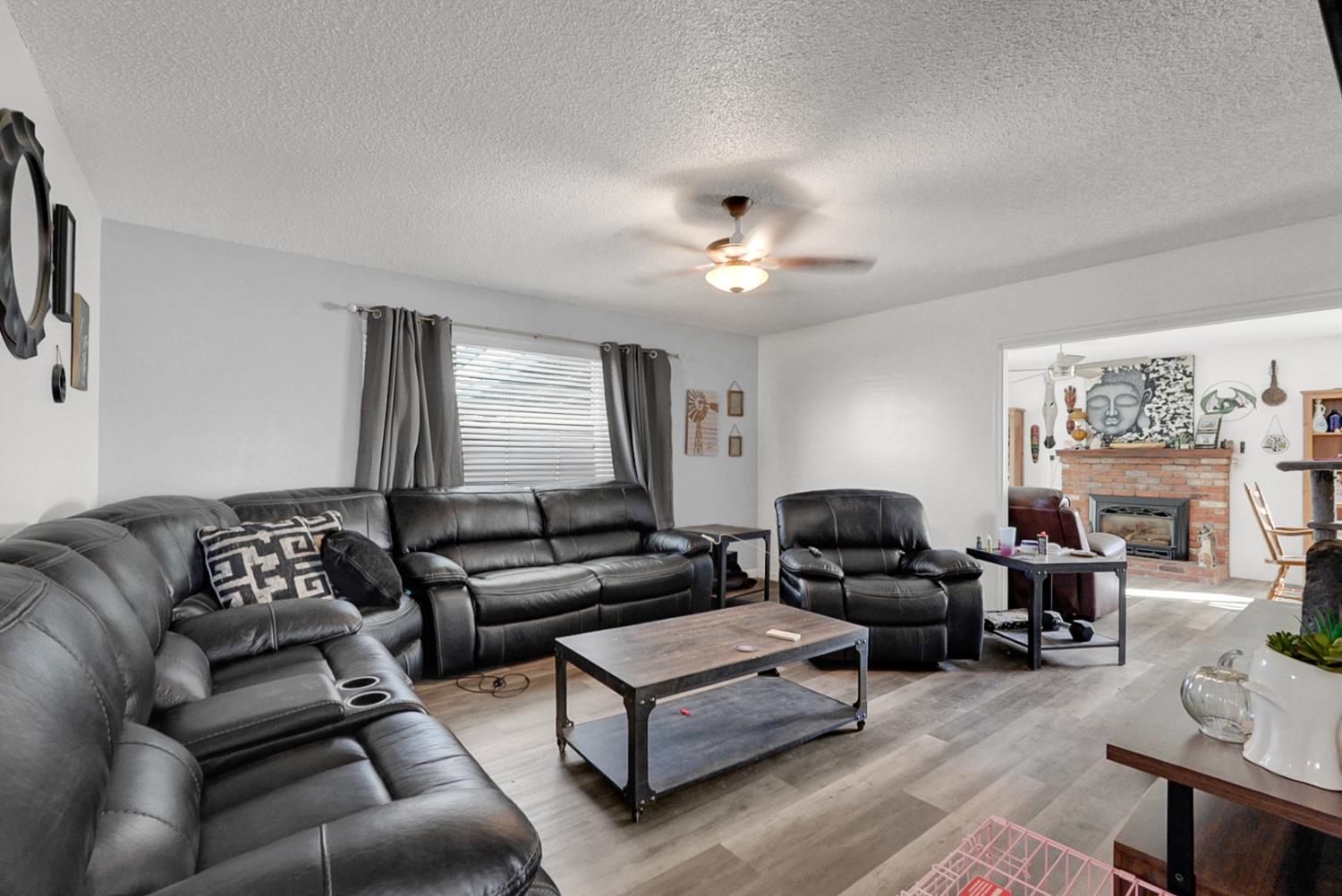 2404 Codding Dr, Modesto, CA 95350