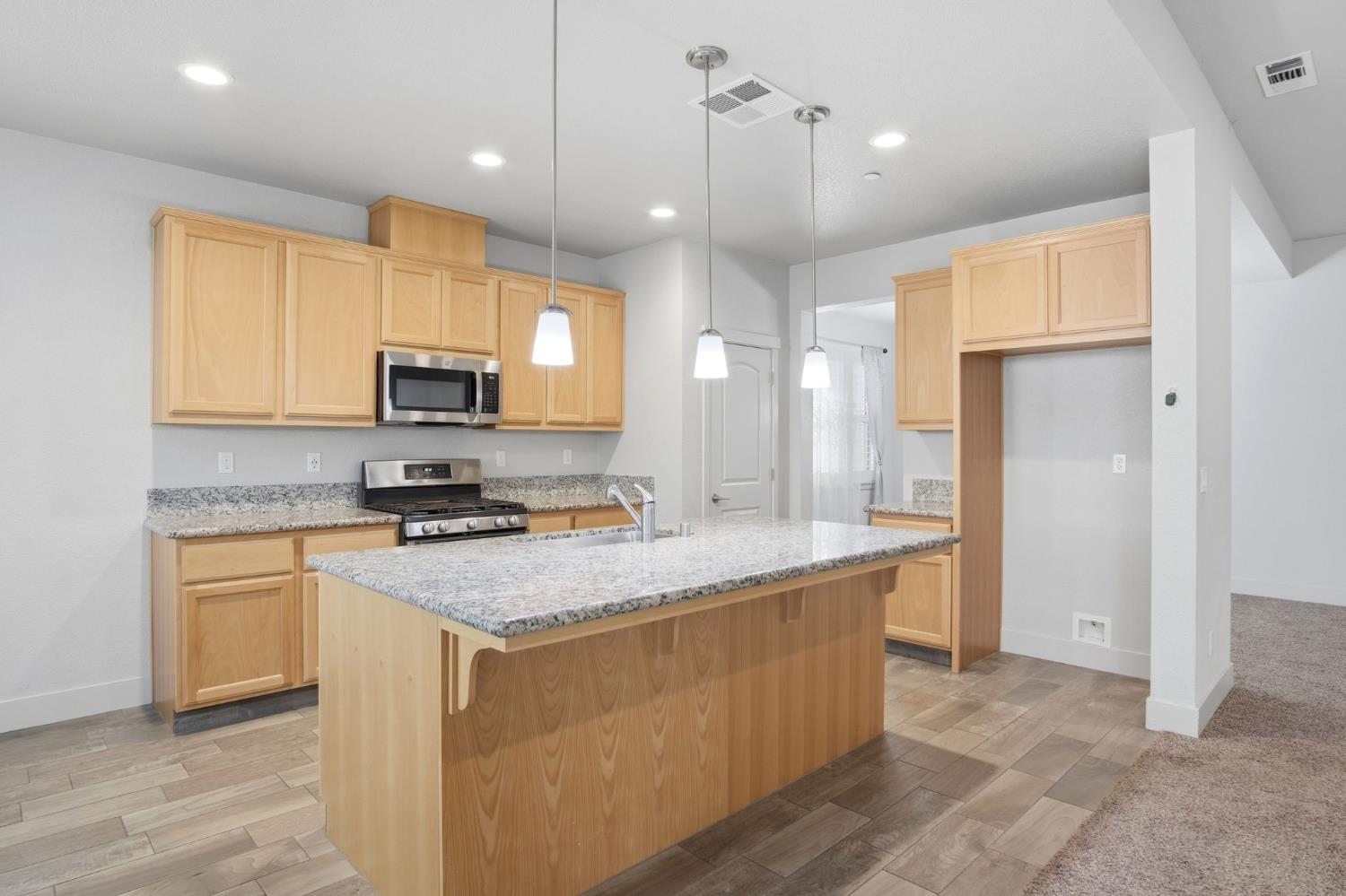 791 Ranger St, Oakdale, CA 95361