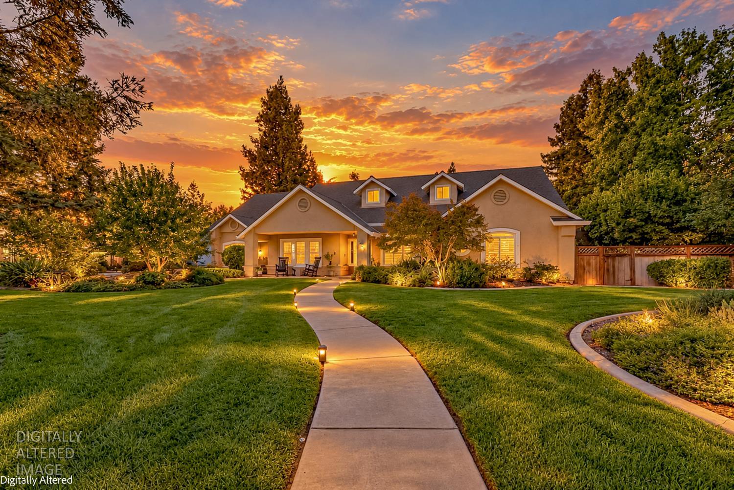 3247 Willow Run Dr, Merced, CA 95340