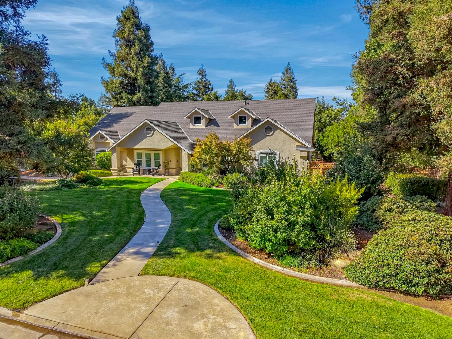 3247 Willow Run Dr, Merced, CA 95340