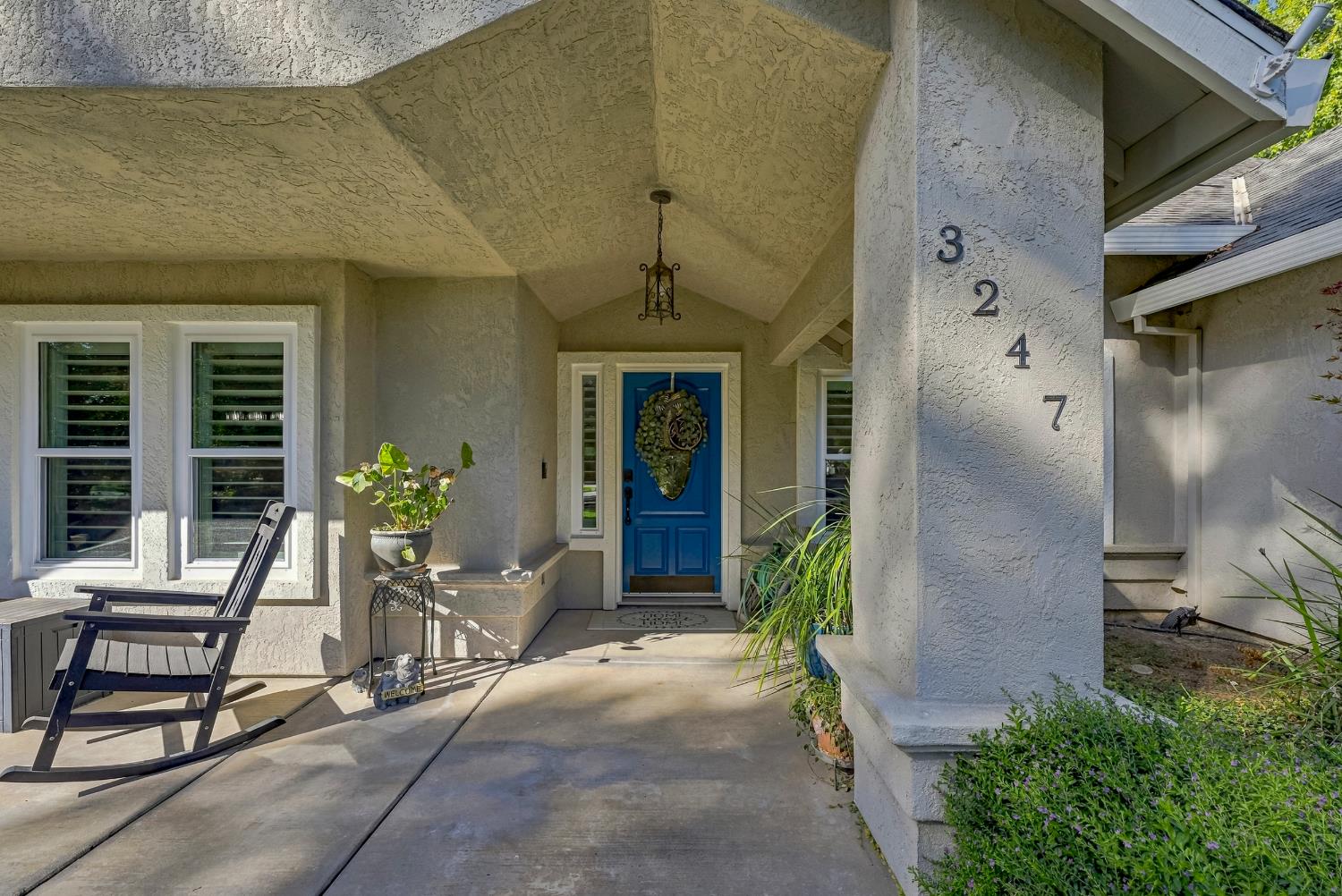 3247 Willow Run Dr, Merced, CA 95340