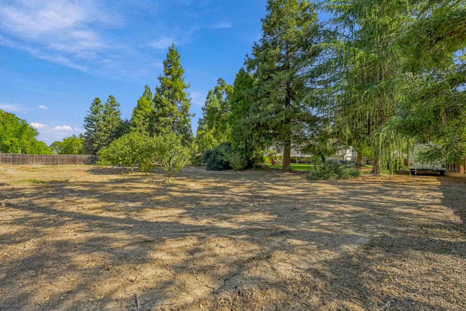3247 Willow Run Dr, Merced, CA 95340