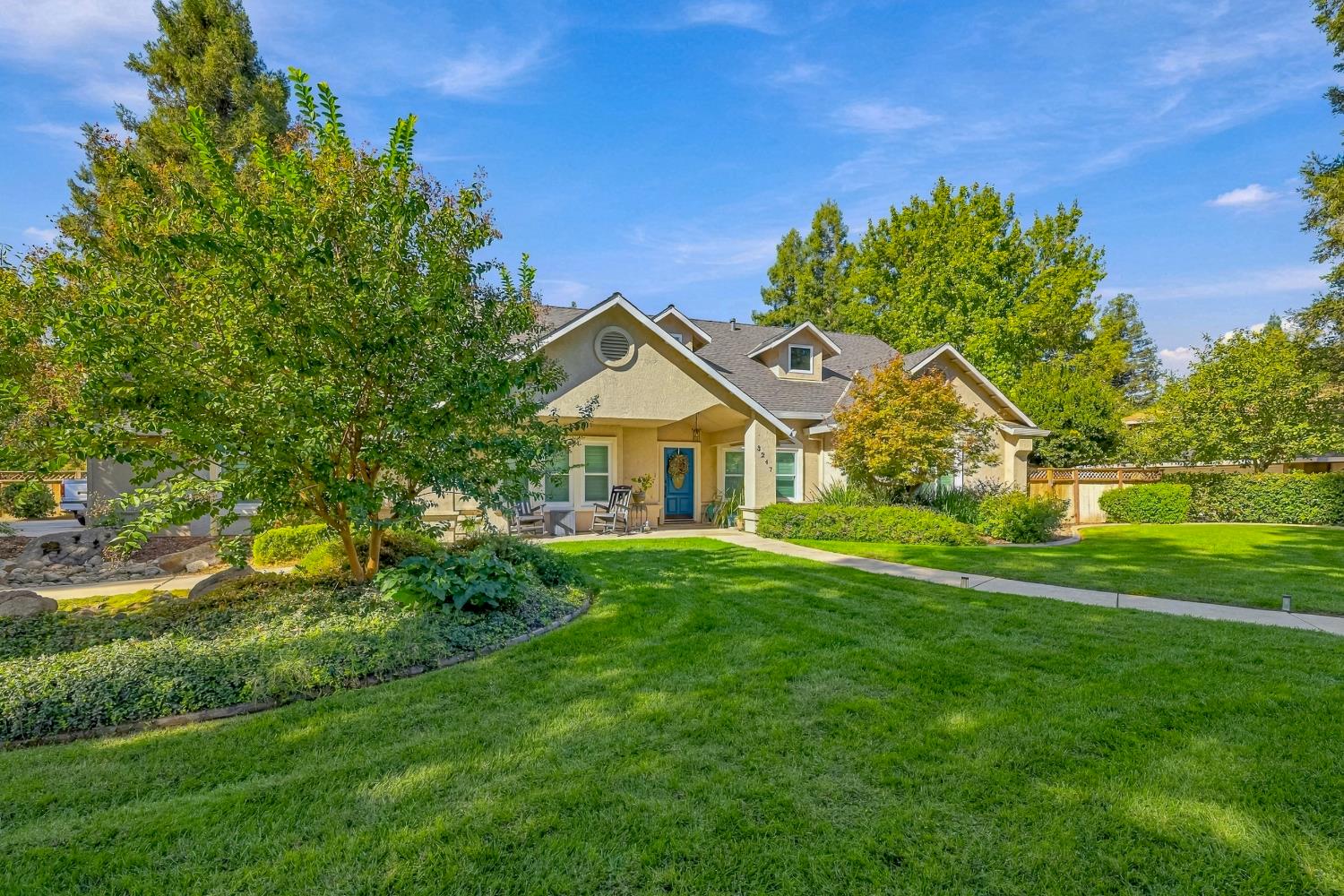 3247 Willow Run Dr, Merced, CA 95340