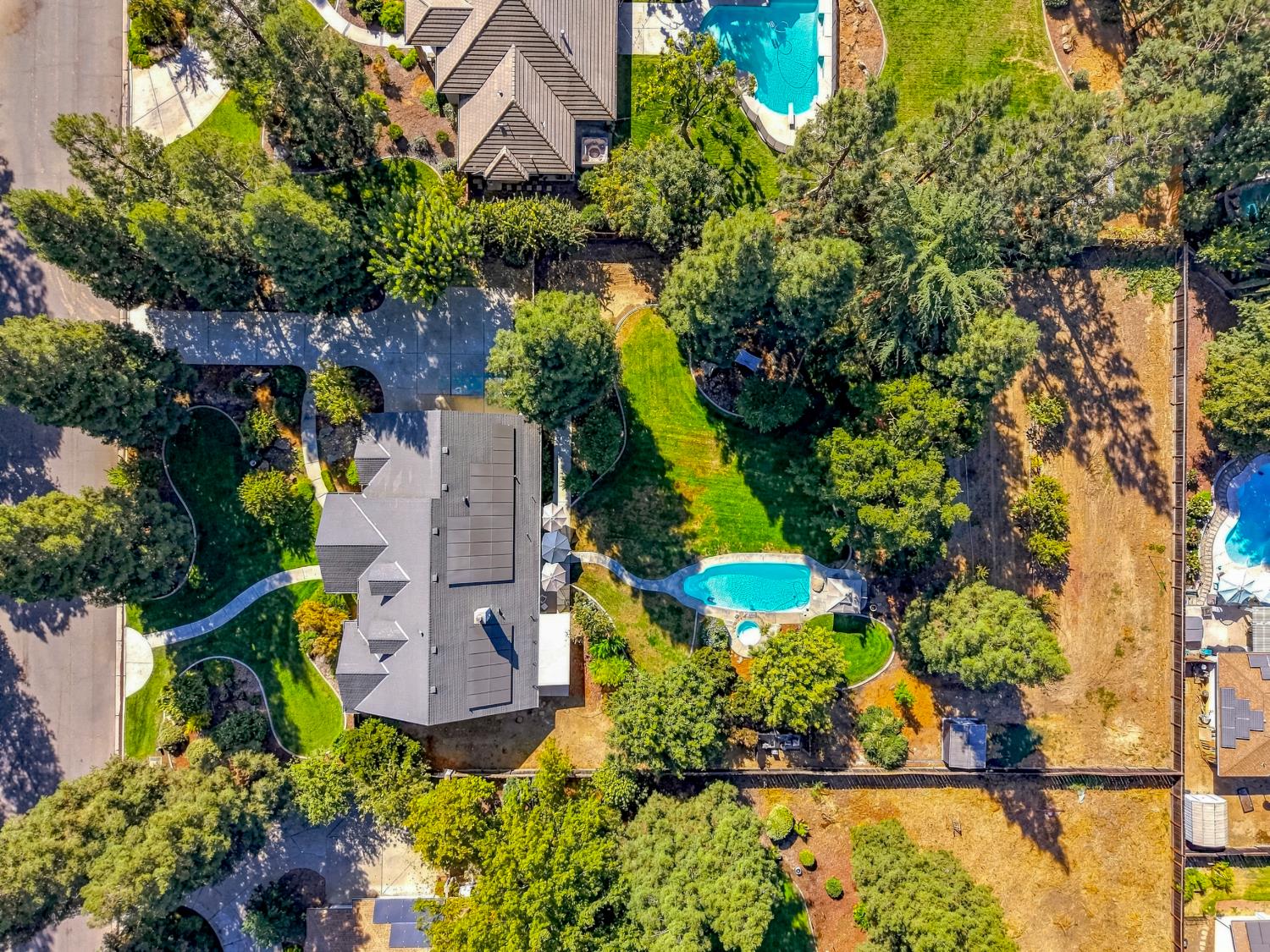 3247 Willow Run Dr, Merced, CA 95340