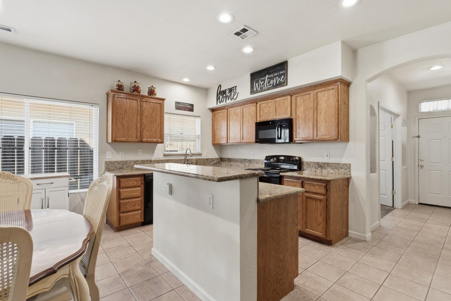 2408 Snapdragon Ct, Modesto, CA 95355