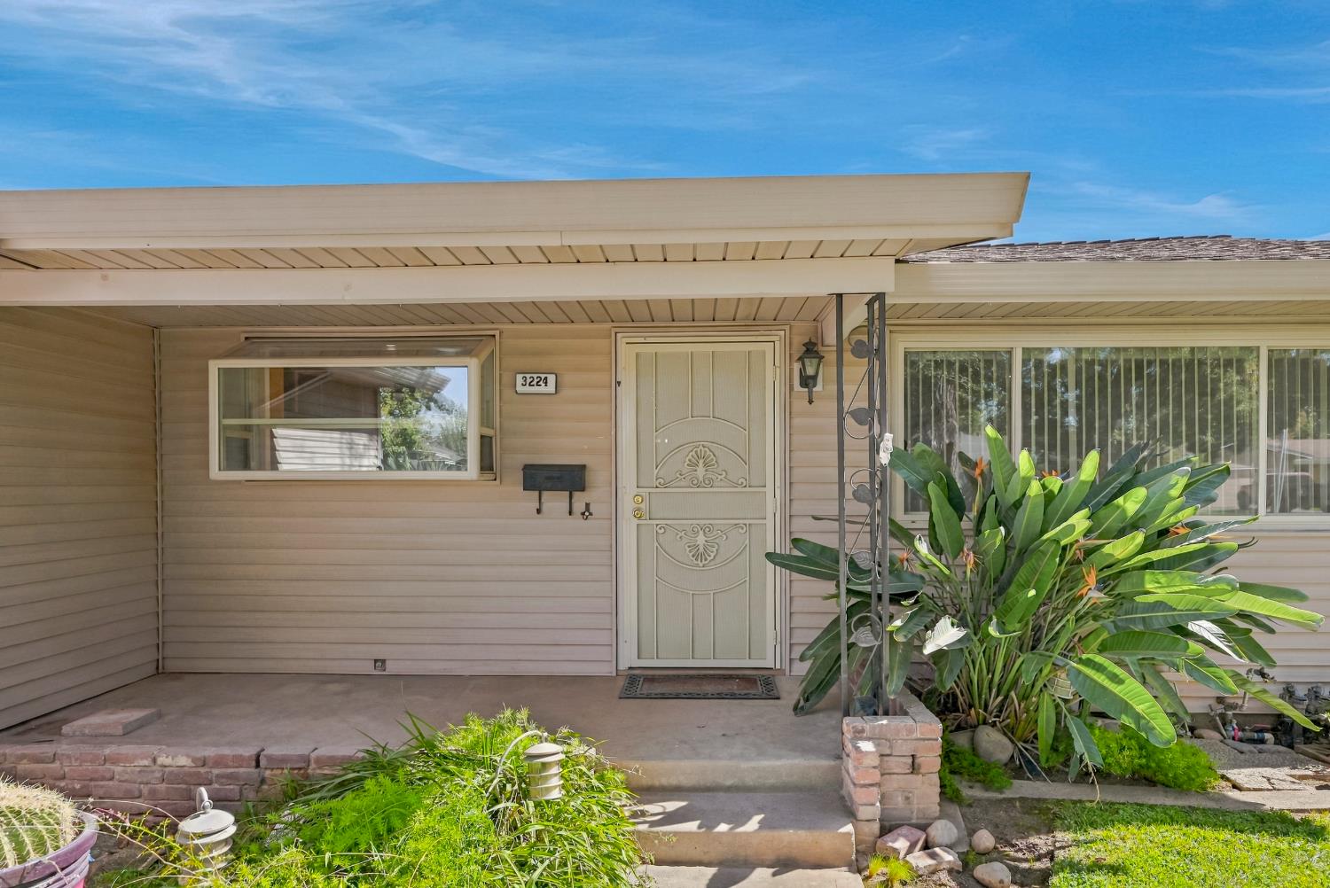 3224 Nottingham Ave, Merced, CA 95340