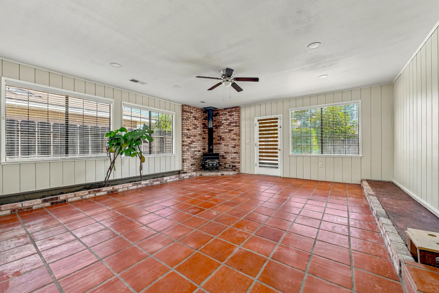 3224 Nottingham Ave, Merced, CA 95340