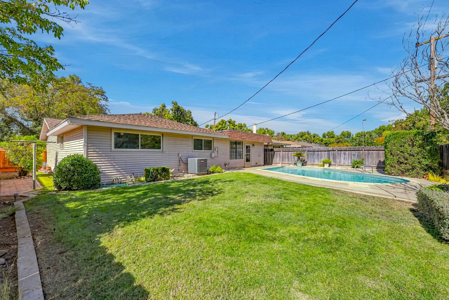 3224 Nottingham Ave, Merced, CA 95340