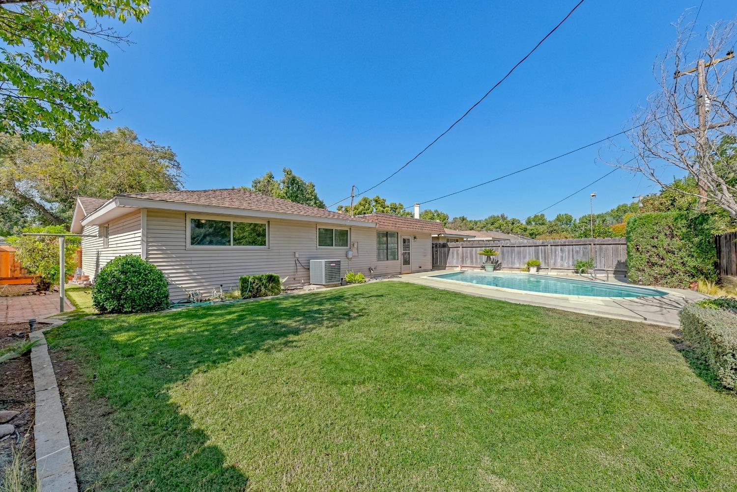 3224 Nottingham Ave, Merced, CA 95340