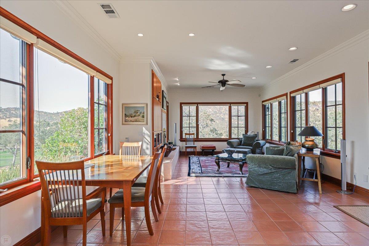 20 Mosswood Ct, Copperopolis, CA 95228