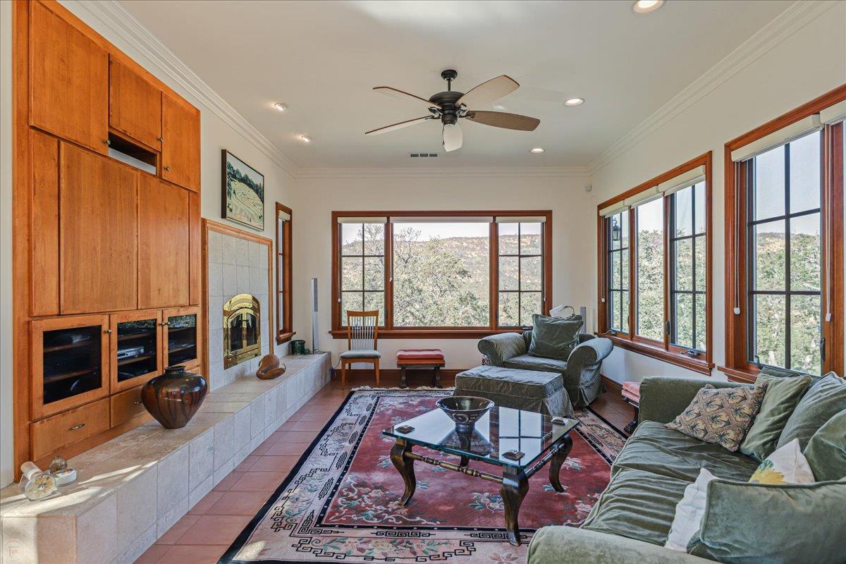 20 Mosswood Ct, Copperopolis, CA 95228