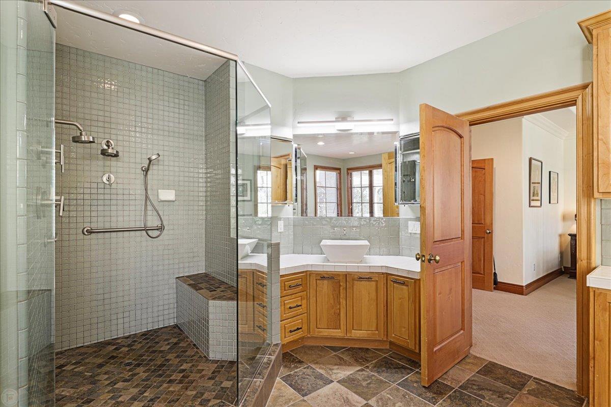 20 Mosswood Ct, Copperopolis, CA 95228