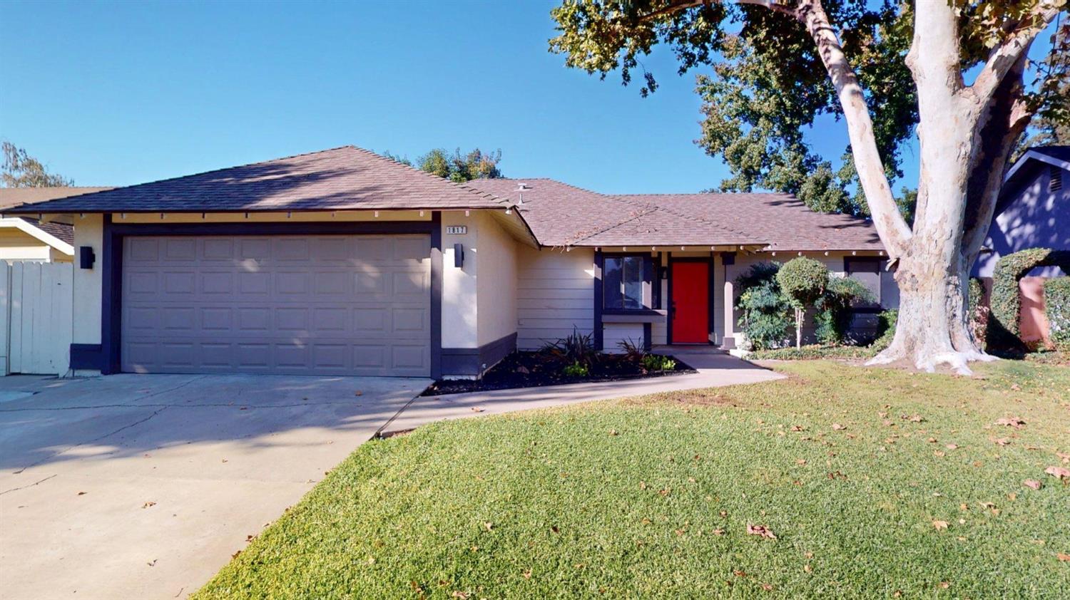 1817 E Rumble Rd, Modesto, CA 95355