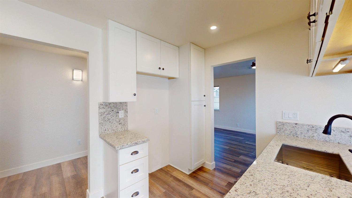 1817 E Rumble Rd, Modesto, CA 95355