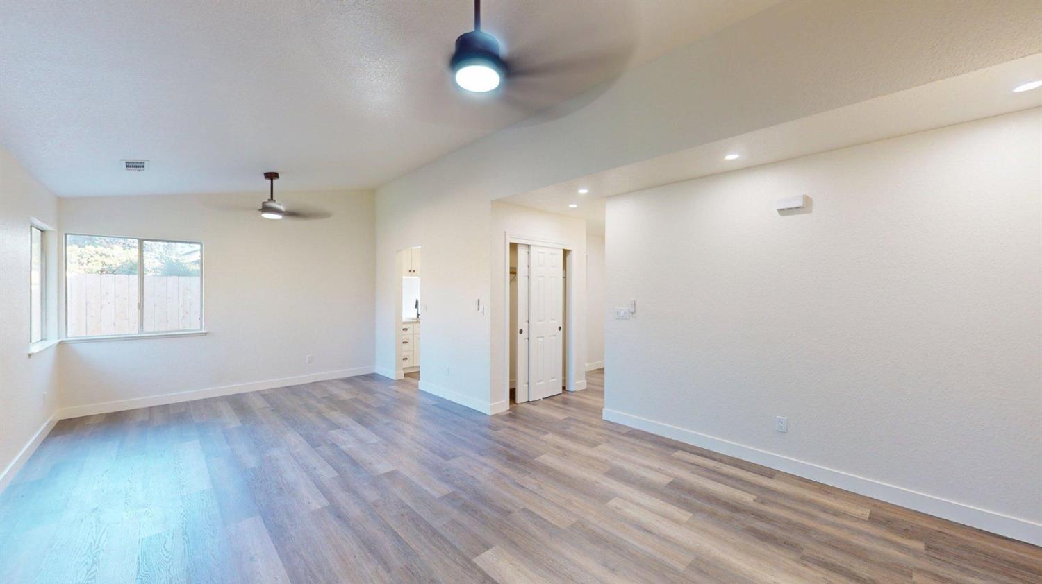 1817 E Rumble Rd, Modesto, CA 95355