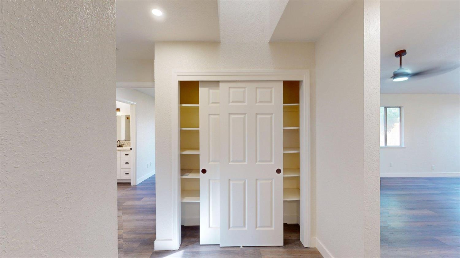 1817 E Rumble Rd, Modesto, CA 95355