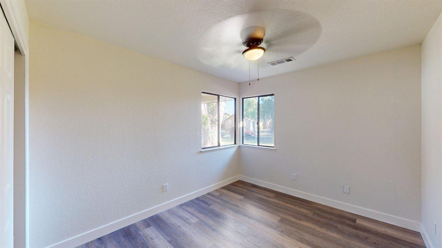 1817 E Rumble Rd, Modesto, CA 95355