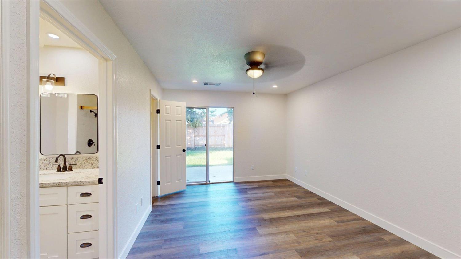 1817 E Rumble Rd, Modesto, CA 95355