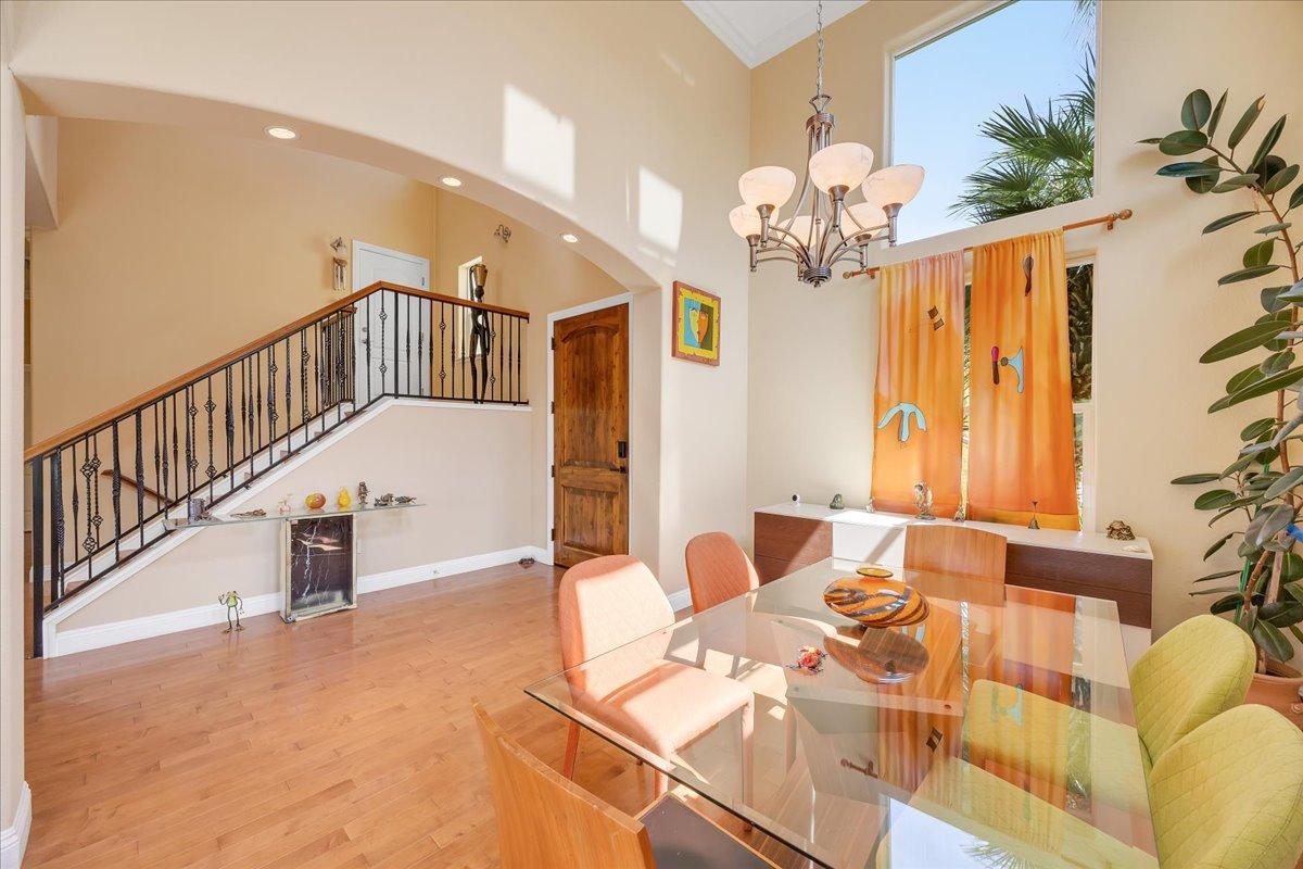 33 Aurora Ln, Copperopolis, CA 95228
