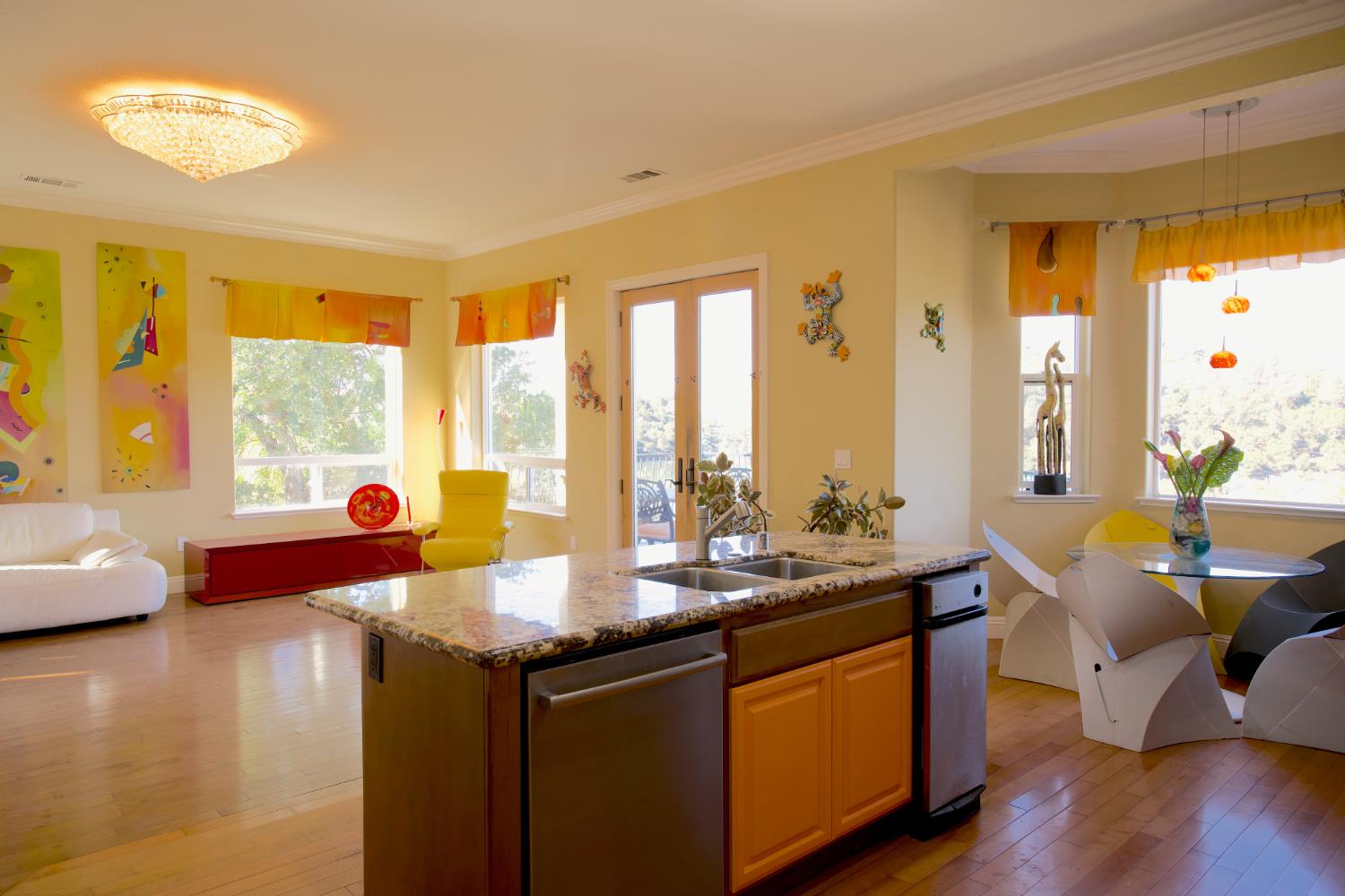 33 Aurora Ln, Copperopolis, CA 95228