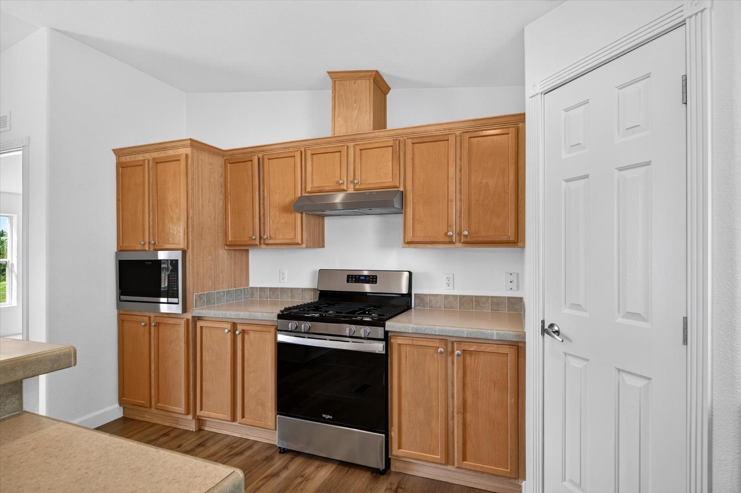 15556 Sycamore Ave, Patterson, CA 95363