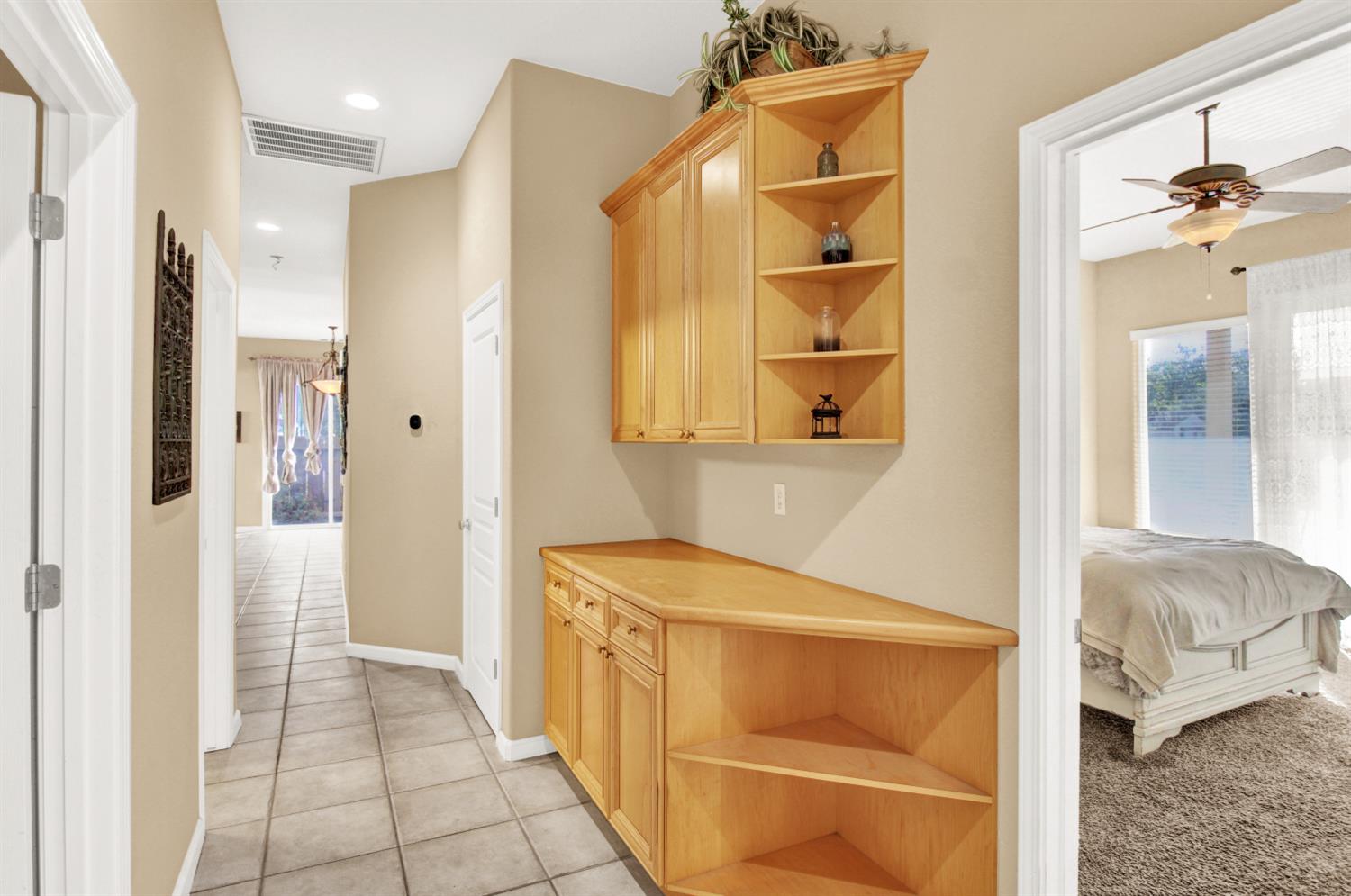 4001 Cortona Dr, Modesto, CA 95356