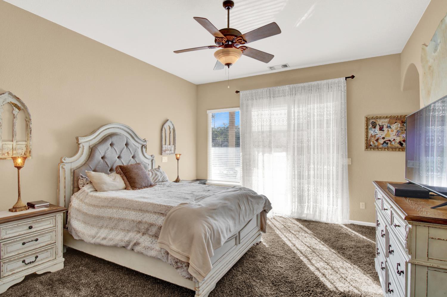 4001 Cortona Dr, Modesto, CA 95356
