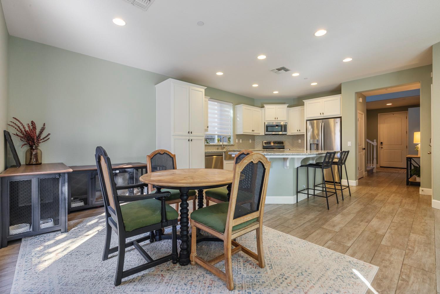 1362 Violet Way, Turlock, CA 95382