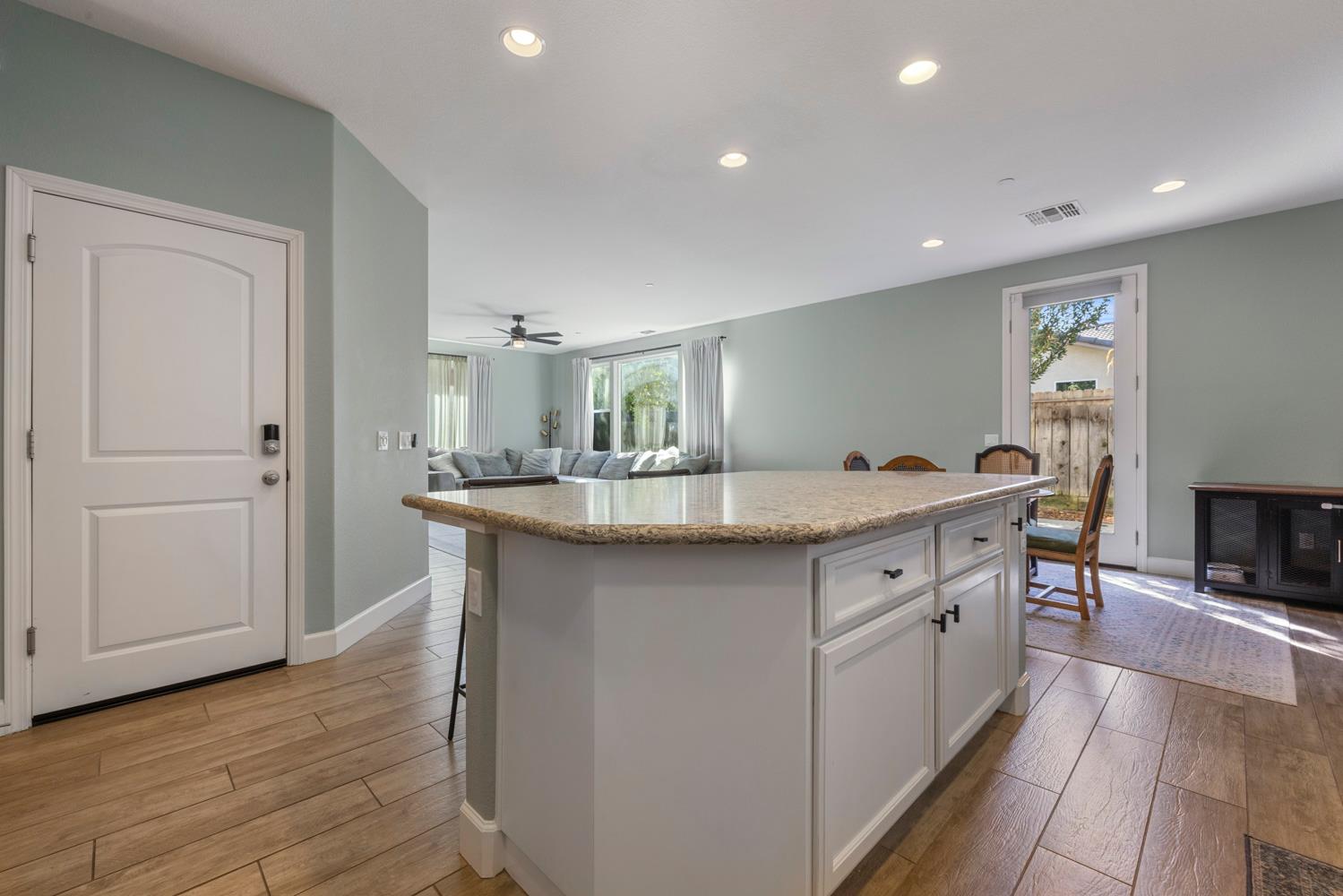 1362 Violet Way, Turlock, CA 95382
