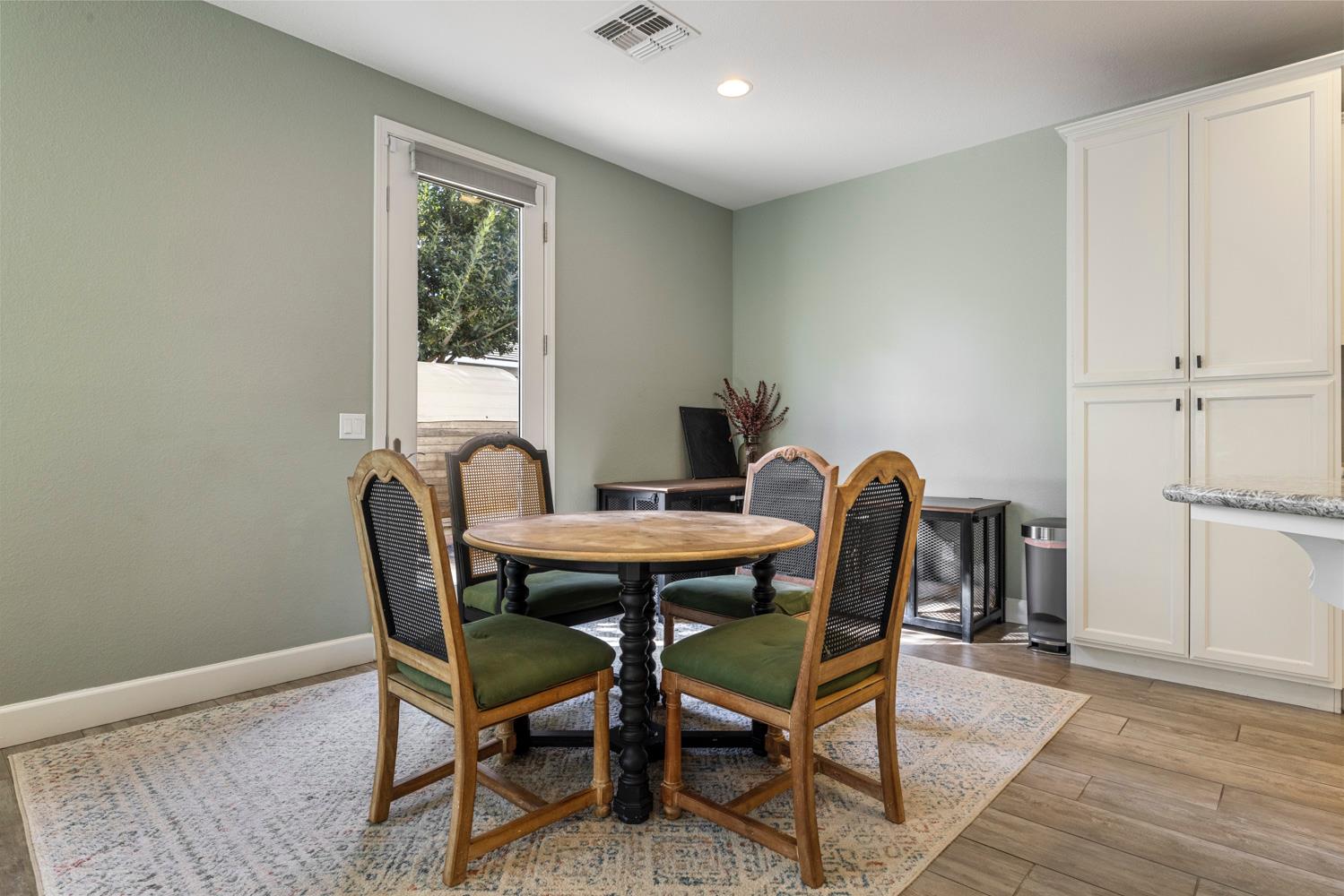 1362 Violet Way, Turlock, CA 95382