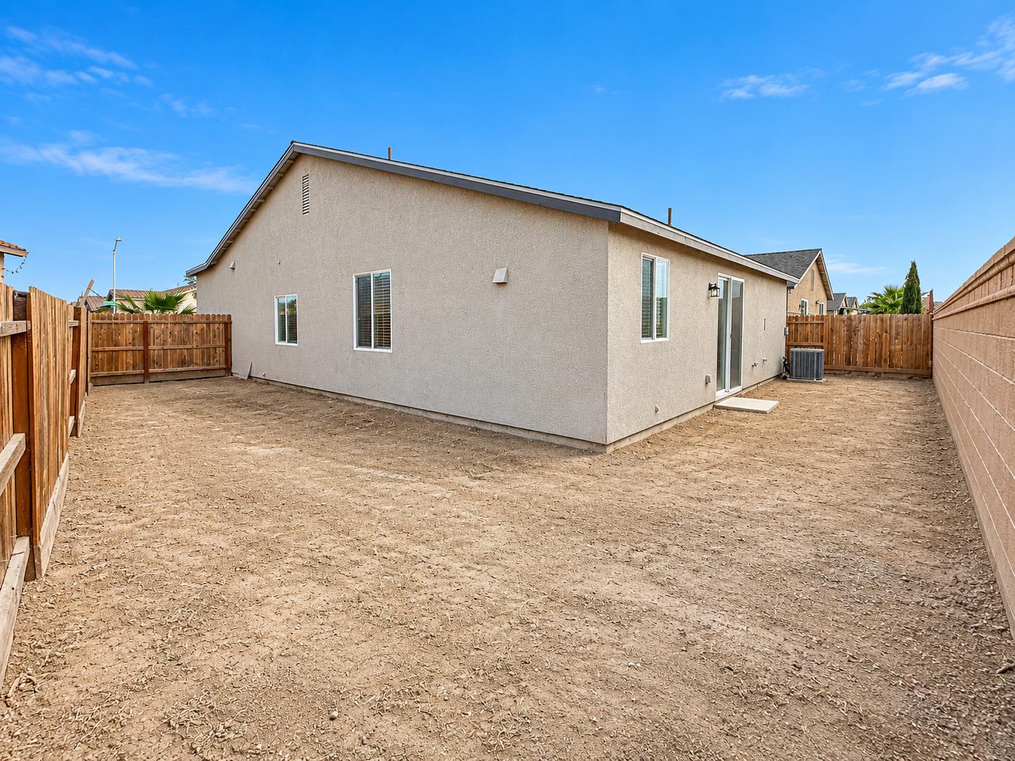 1705 Spadafore St, Los Banos, CA 93635