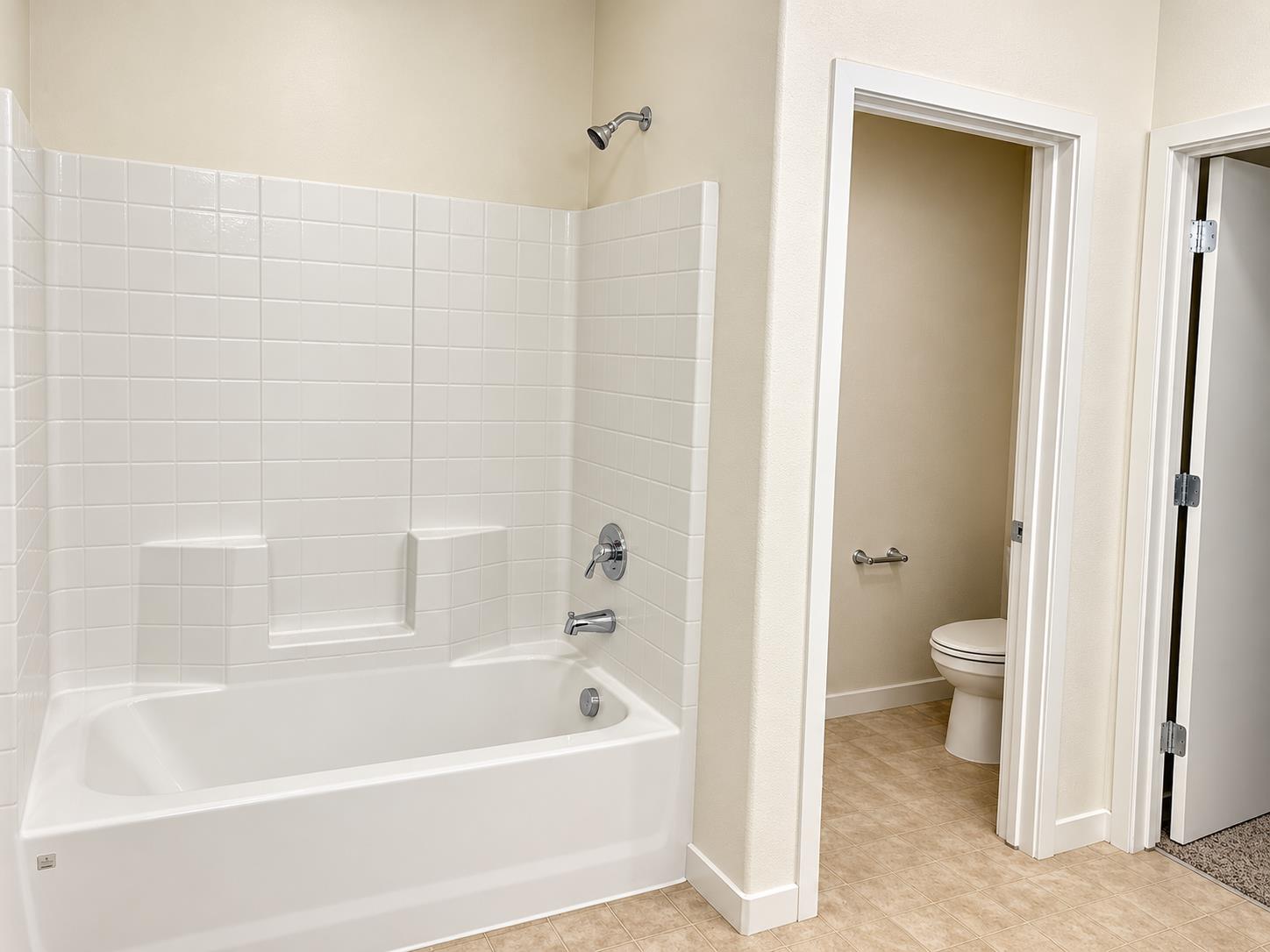 1705 Spadafore St, Los Banos, CA 93635