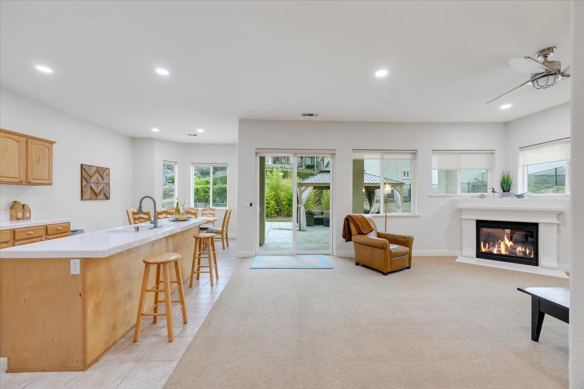 299 Calypso Beach Dr, Copperopolis, CA 95228