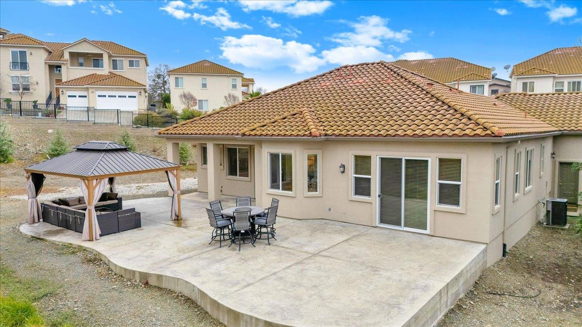 299 Calypso Beach Dr, Copperopolis, CA 95228
