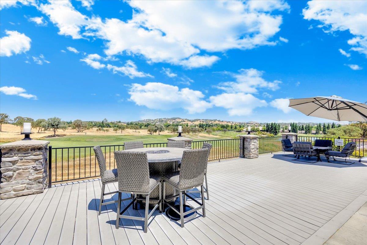 2491 Oak Creek Dr, Copperopolis, CA 95228