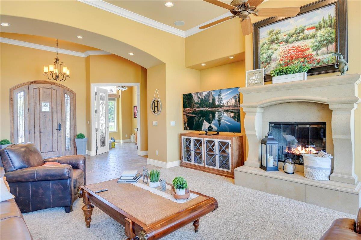 2491 Oak Creek Dr, Copperopolis, CA 95228