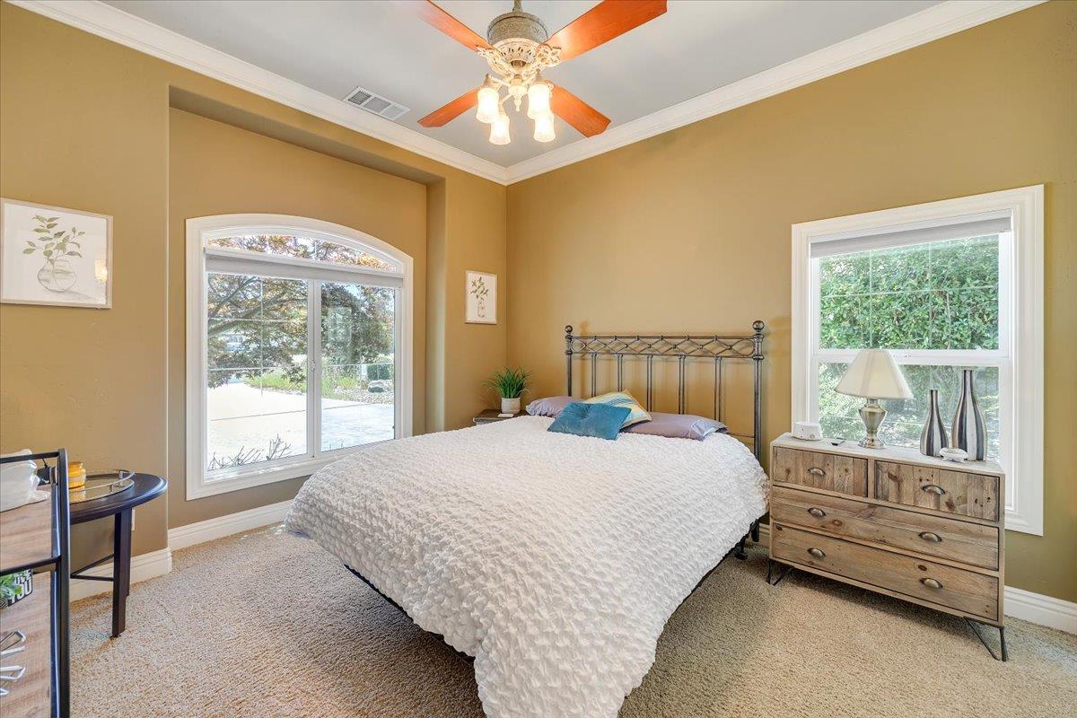 2491 Oak Creek Dr, Copperopolis, CA 95228