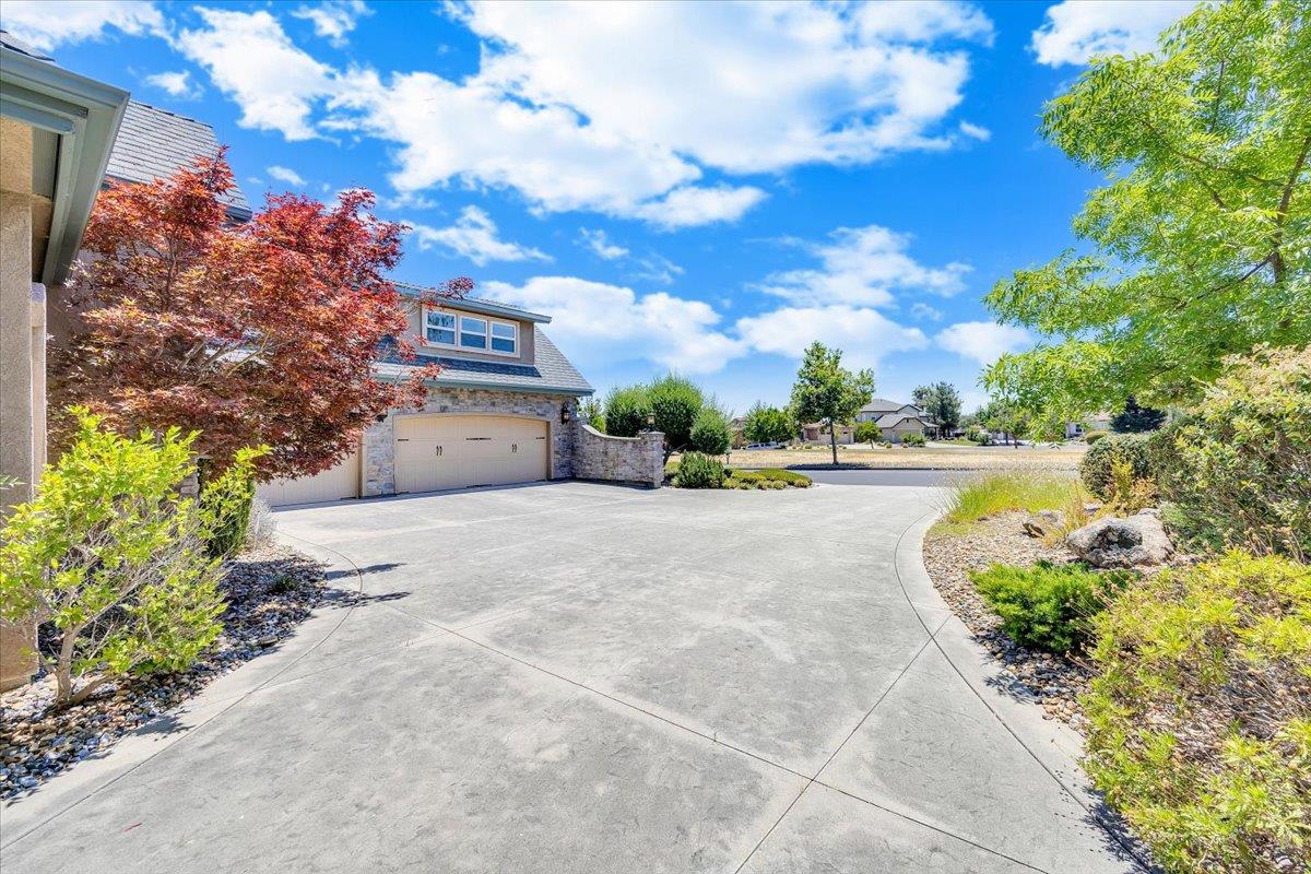 2491 Oak Creek Dr, Copperopolis, CA 95228