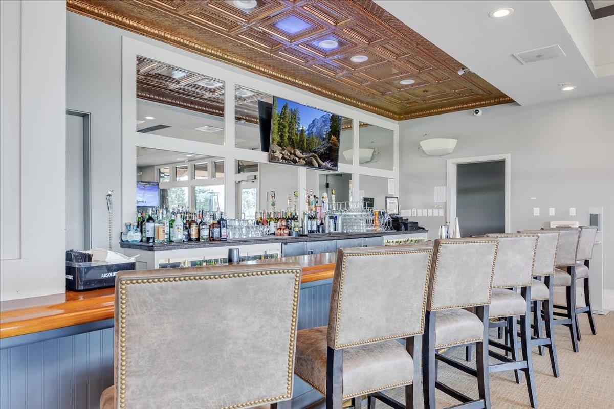 1013 Knolls Dr, Copperopolis, CA 95228