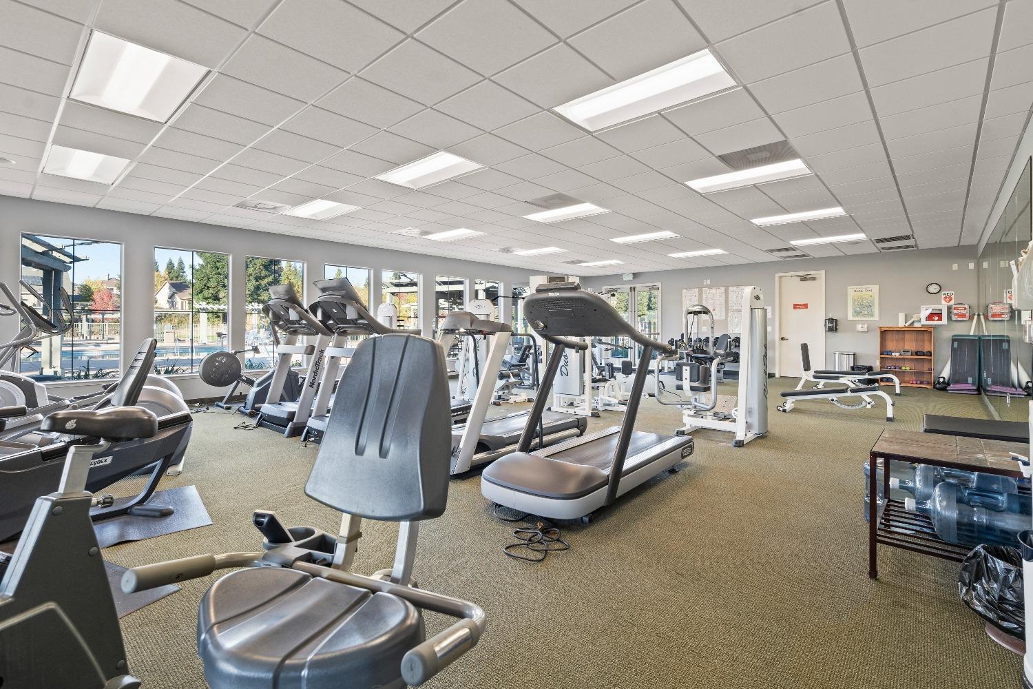 1013 Knolls Dr, Copperopolis, CA 95228