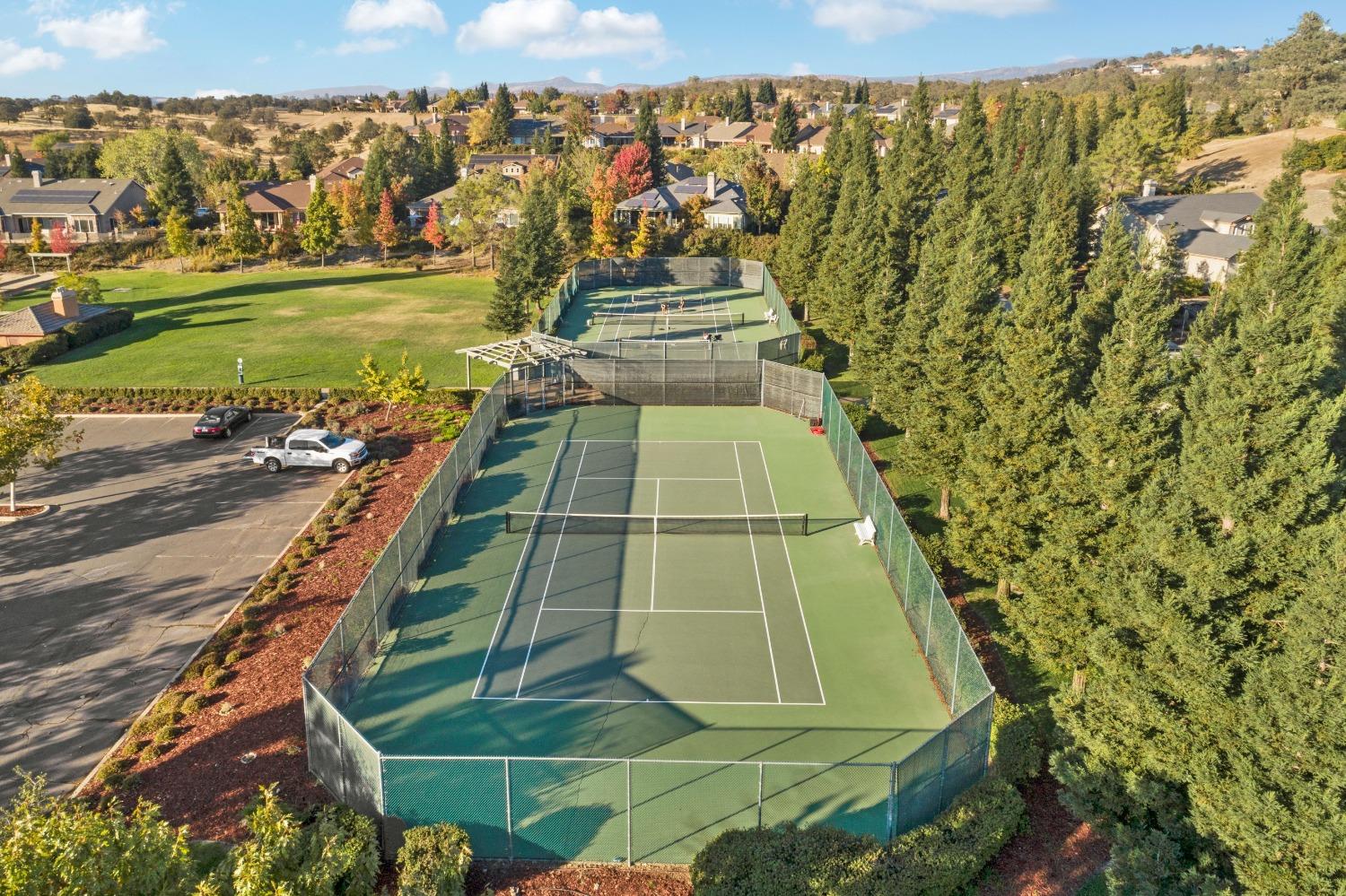 1013 Knolls Dr, Copperopolis, CA 95228